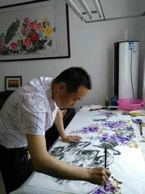 莒县四名书画家携手辛兴芬共圆助残梦