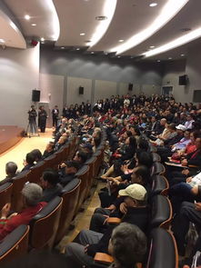 这位低调半个世纪的艺术大家,今天迎来人生第一次